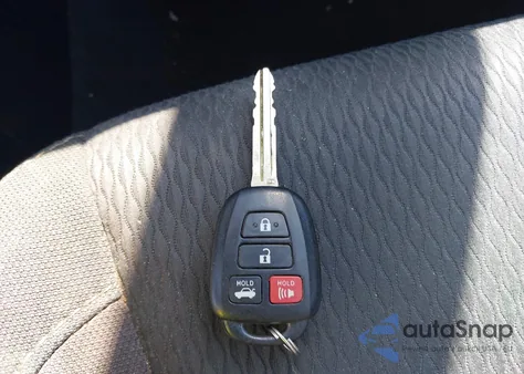 2018 Toyota Corolla Le z USA, uszkodzony, nr VIN 2T1BURHE2JC988844